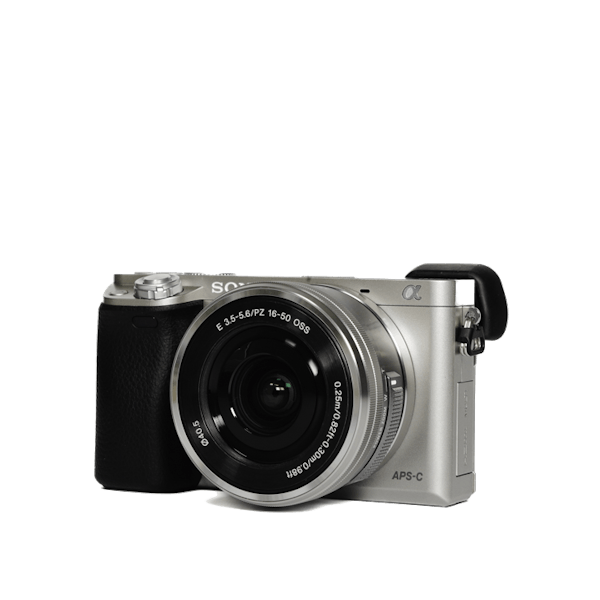 SONY α6000 パワーズームレンズキット シルバー ILCE-6000Lカメラ