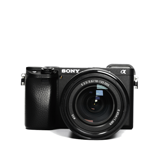 SONY　レンズ交換式デジタルカメラ　α6300　ILCE-6300L