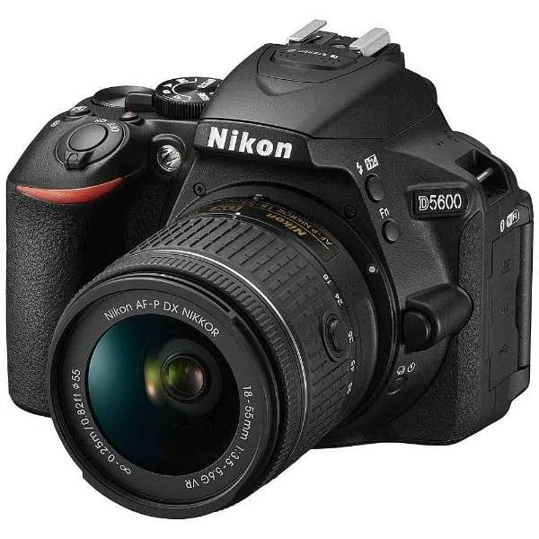 D5600 18-55 VR レンズキット