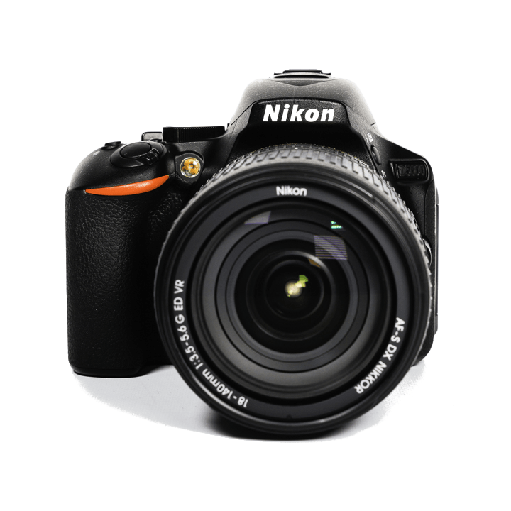 レンタル - Nikon(ニコン)D5600 18-140 VR レンズキット | カメラと 