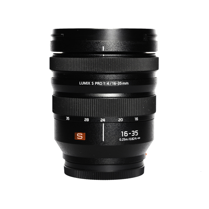 LUMIX S PRO16-35mm F4 ズームレンズ　使用回数わずか☆ LUMIX S PRO16-35mm F4 ズームレンズ使用回数わずか☆
